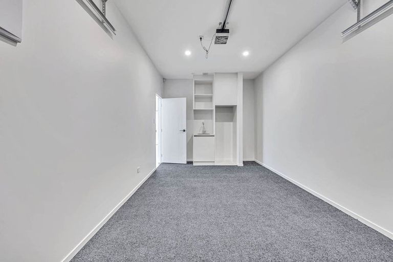 Photo of property in 24b Horokaka Street, Massey, Auckland, 0614