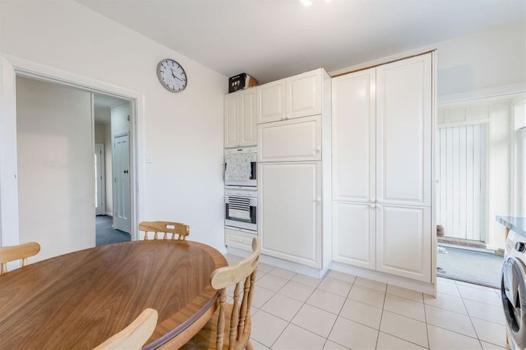 Photo of property in 6 Piko Crescent, Riccarton, Christchurch, 8041