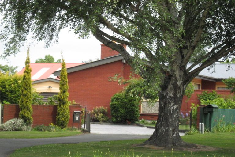 Photo of property in 20 Toorak Avenue, Avonhead, Christchurch, 8042