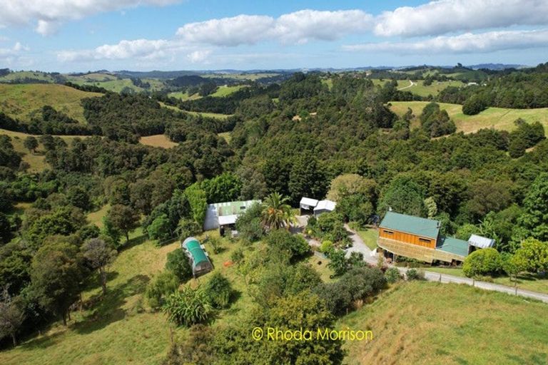 Photo of property in 330 Franklin Road, Paparoa, 0571