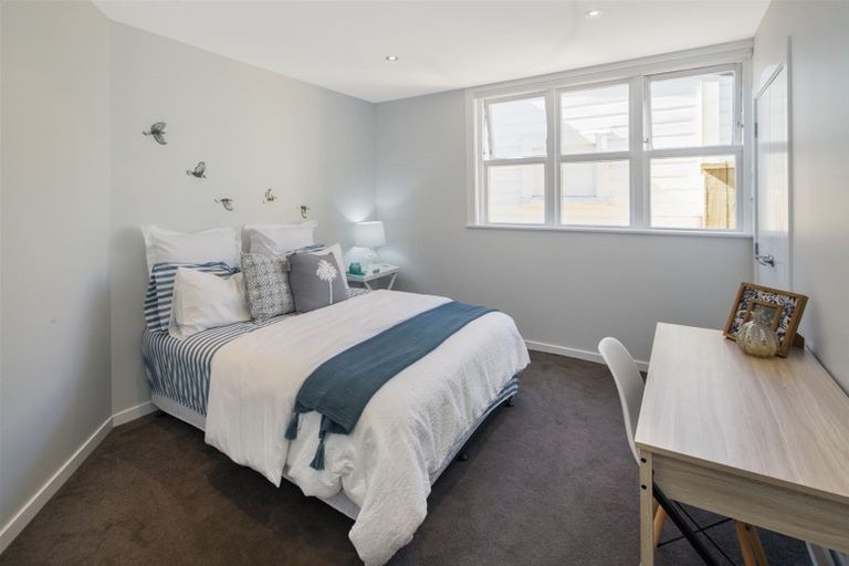 Photo of property in 3 Randwick Road, Northland, Wellington, 6012