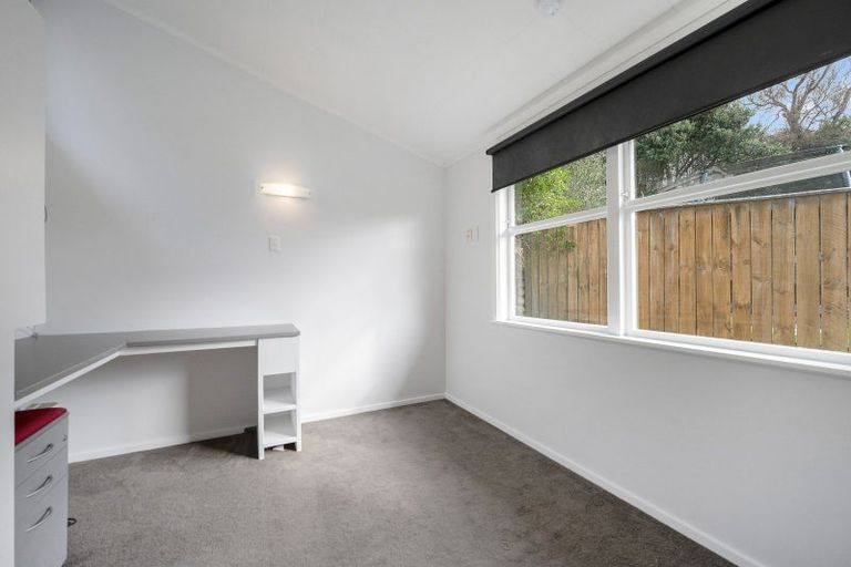 Photo of property in 6 Jay Street, Paparangi, Wellington, 6037
