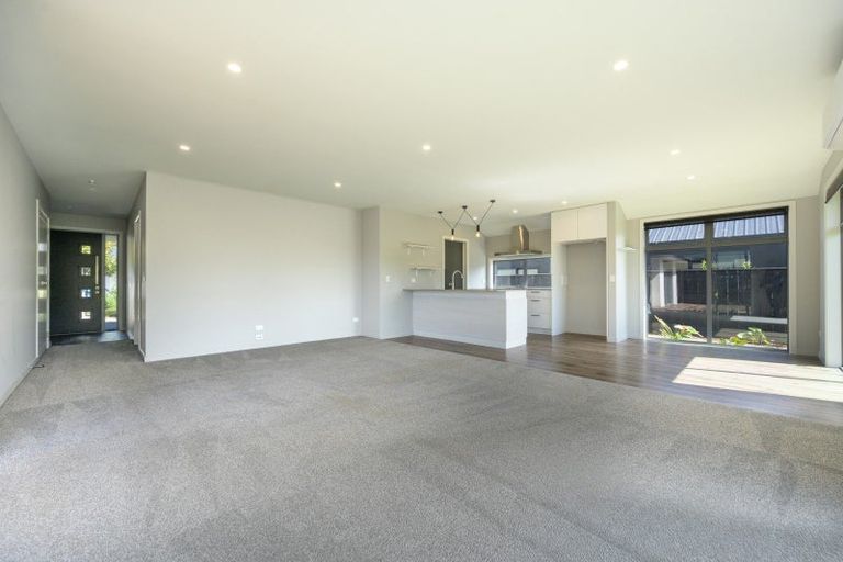 Photo of property in 36 Huntaway Close, Stoke, Nelson, 7011