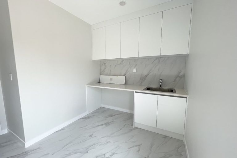 Photo of property in 35 Symes Drive, Red Beach, 0932