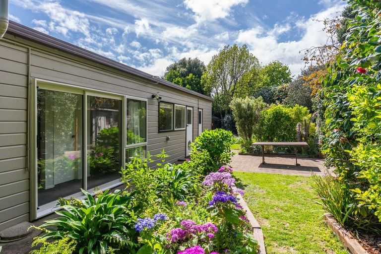 Photo of property in 2 Rata Street, Waikanae, 5036