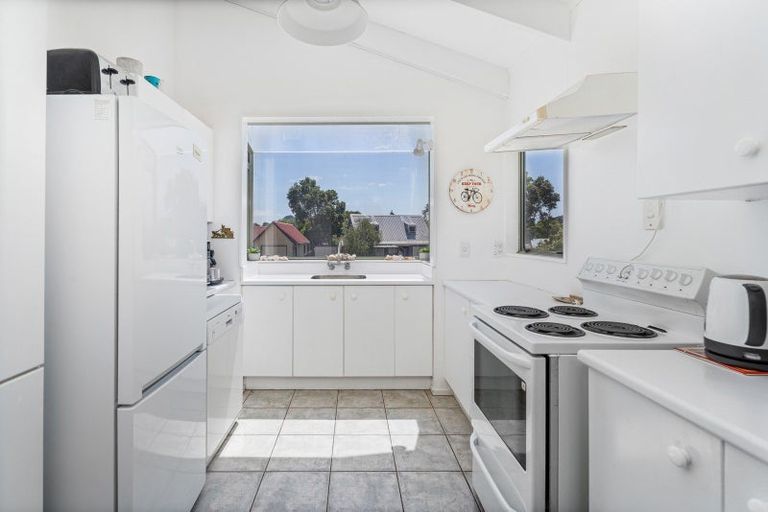 Photo of property in 202 Vista Paku, Pauanui, Hikuai, 3579