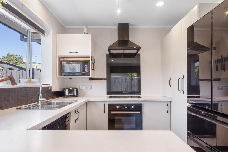 Photo of property in 9 Vining Crescent, Stoke, Nelson, 7011