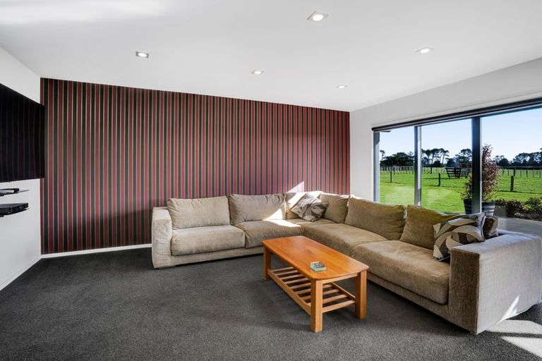 Photo of property in 60 Monmouth Road, Pembroke, Stratford, 4394