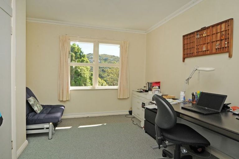 Photo of property in 18 Buchanan Street, Wadestown, Wellington, 6012