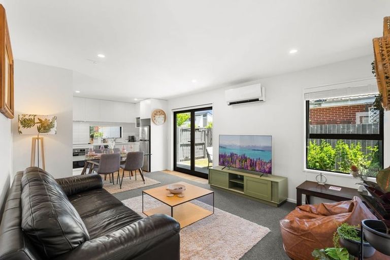 Photo of property in 1/31 Heywood Terrace, Richmond, Christchurch, 8013