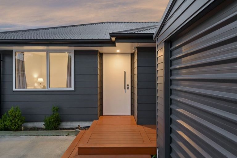 Photo of property in 229a Geraldine Street, Edgeware, Christchurch, 8013