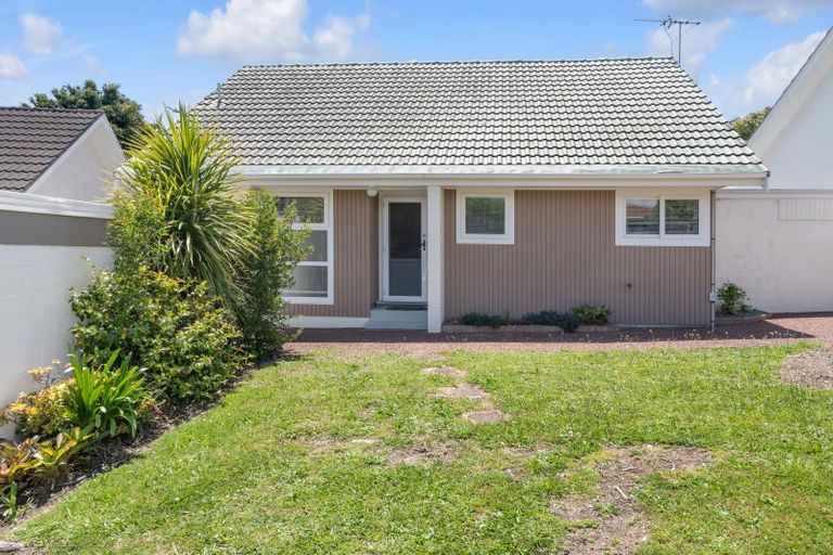 Photo of property in 3/55 Cook Street, Howick, Auckland, 2014