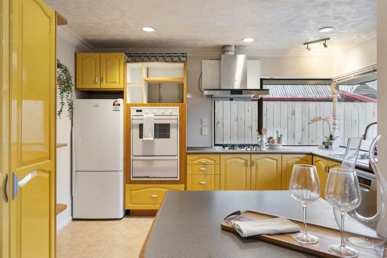Photo of property in 144 Victoria Avenue, Hokowhitu, Palmerston North, 4410