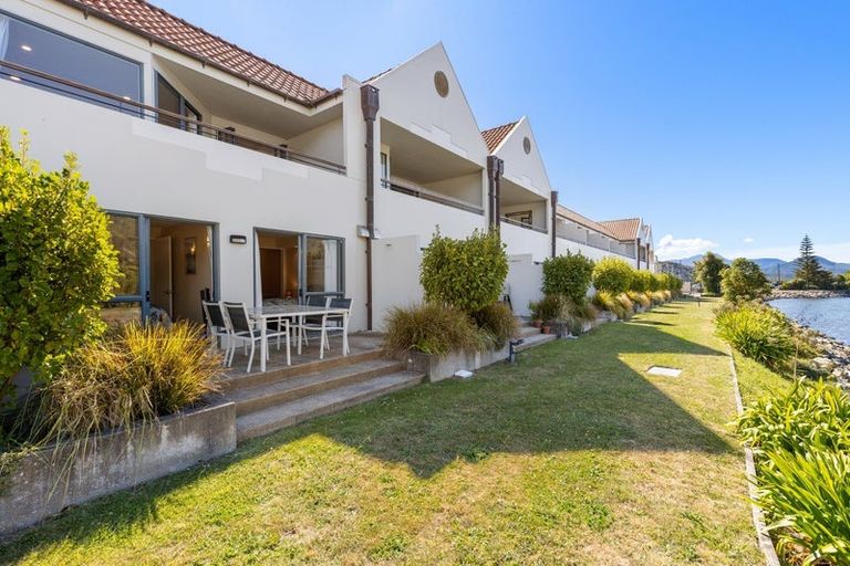 Photo of property in 10/45 Beach Road, Waikawa, Picton, 7220