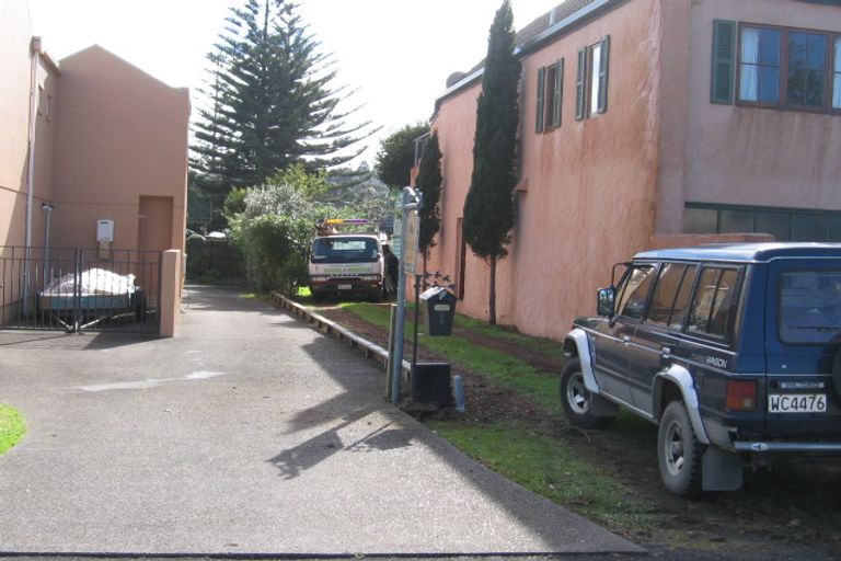 Photo of property in 4a Noel Avenue, Orewa, 0931