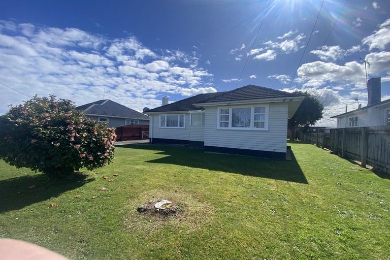 Photo of property in 19 Middlesex Street, Levin, 5510