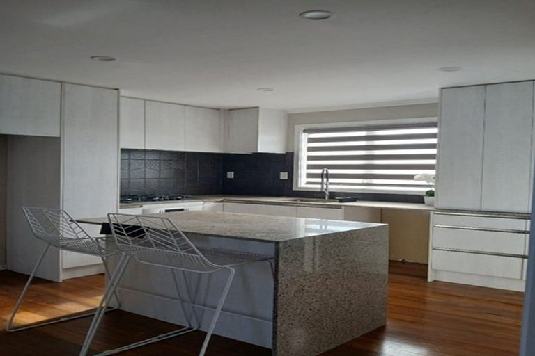 Photo of property in 1 Healy Road, Manurewa, Auckland, 2102