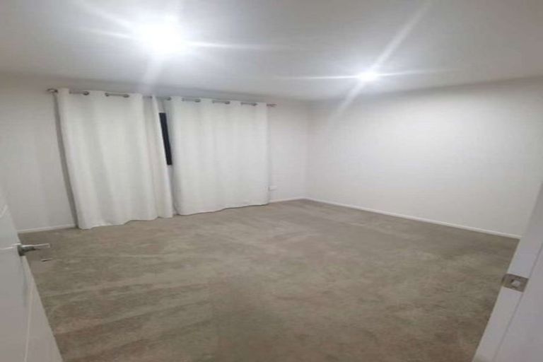 Photo of property in 15a William Avenue, Manurewa, Auckland, 2102