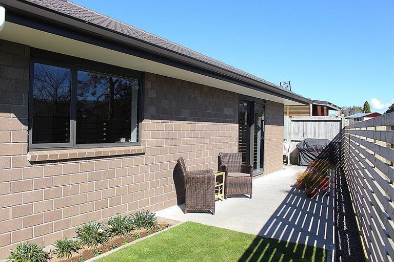 Photo of property in 8a Montague Grove, Stratford, 4332