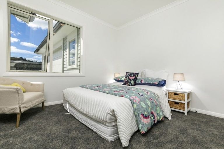 Photo of property in 66 Taikura Avenue, Red Beach, 0932