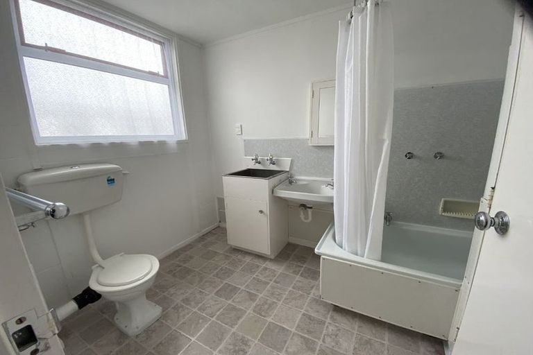 Photo of property in 8/255 Coutts Street, Rongotai, Wellington, 6022