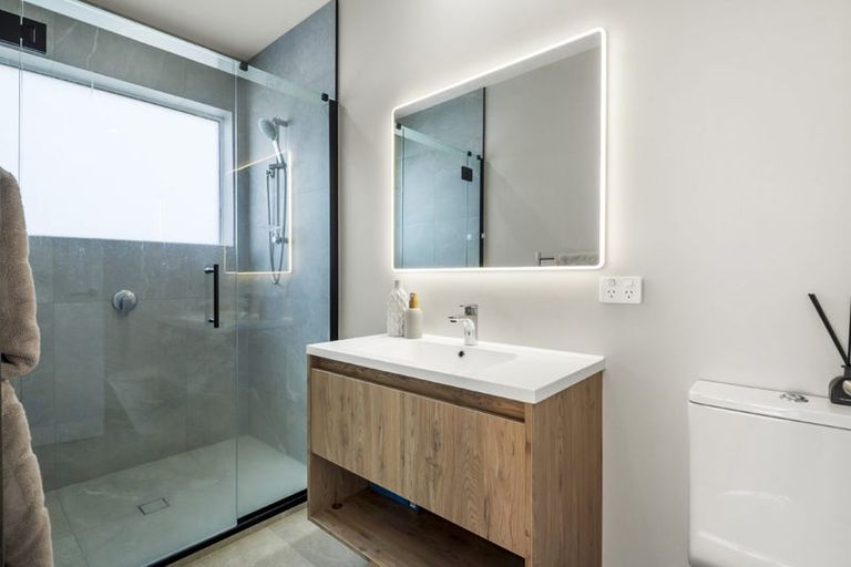 Photo of property in 9 Kukupa Lane, Long Bay, Auckland, 0630