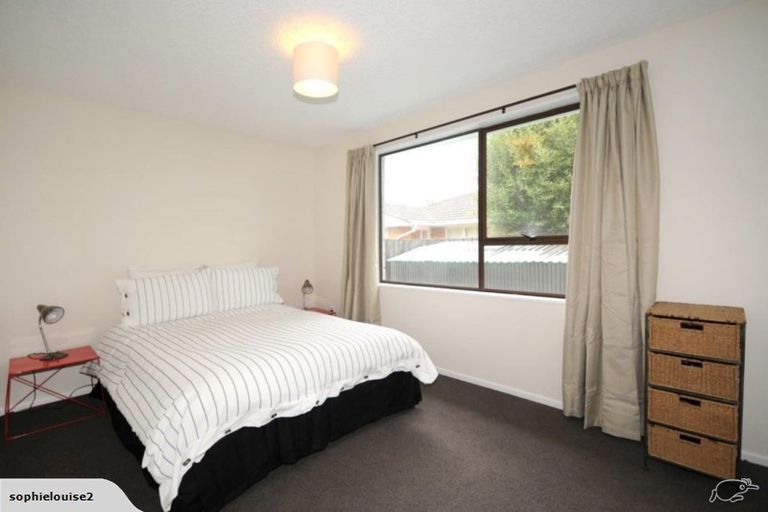 Photo of property in 24 Solway Avenue, Ilam, Christchurch, 8041