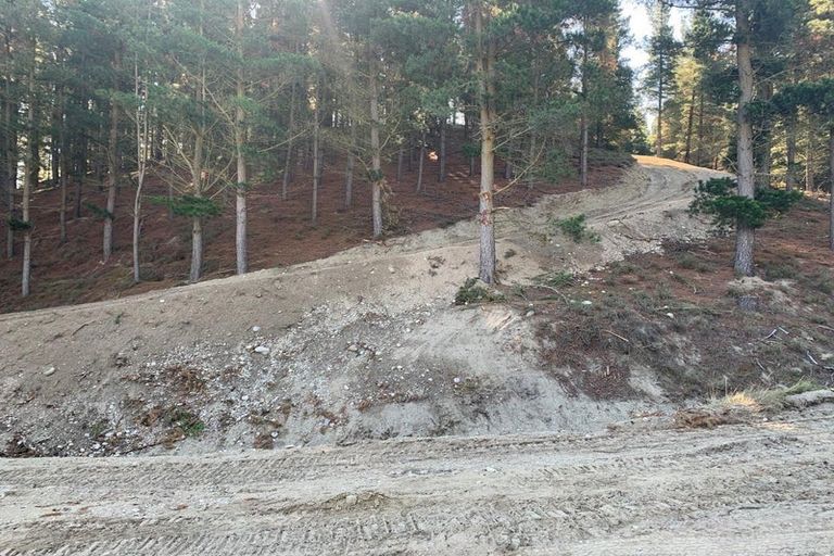 Photo of property in 65 Hillview Road, Birdlings Flat, Little River, 7591