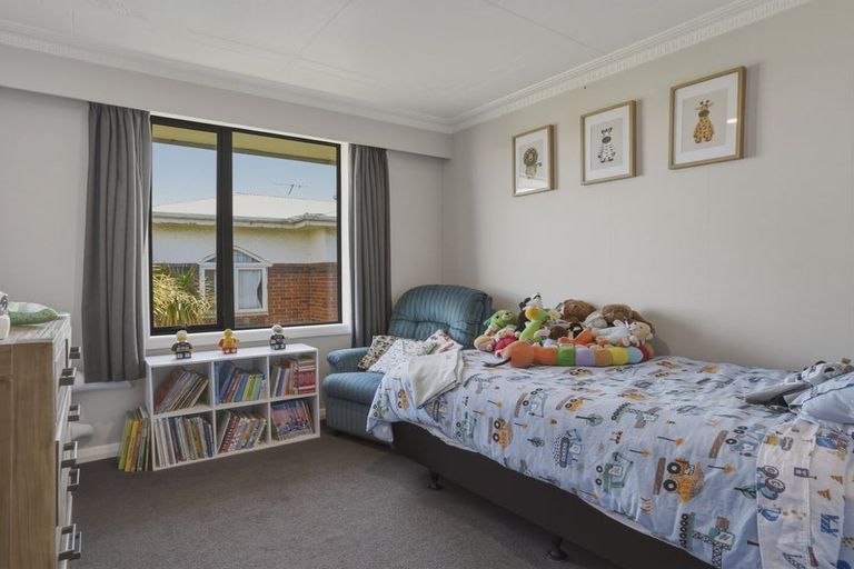 Photo of property in 43 Stamford Street, Balclutha, 9230