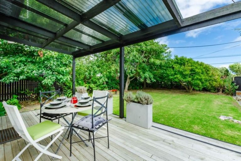 Photo of property in 11 Otaihanga Road, Otaihanga, Paraparaumu, 5036