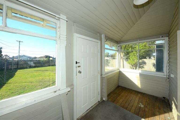 Photo of property in 128 Pages Road, Wainoni, Christchurch, 8061