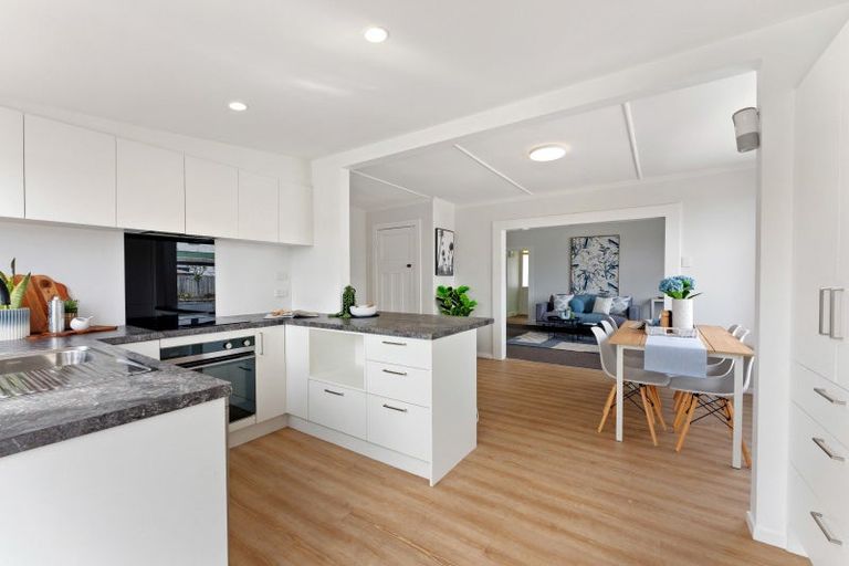 Photo of property in 28 Alma Road, Gonville, Whanganui, 4501