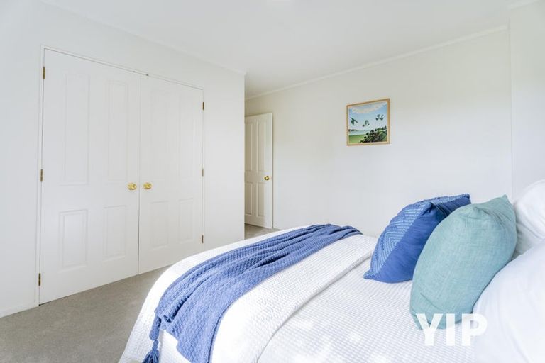 Photo of property in 10 Ellwood Place, Churton Park, Wellington, 6037
