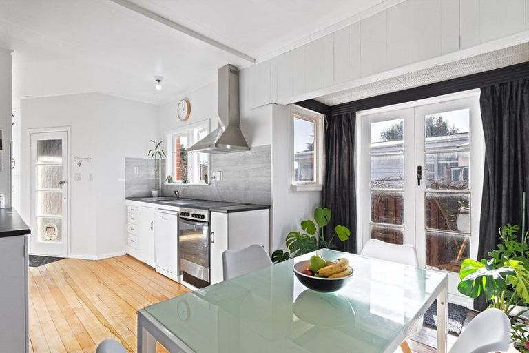 Photo of property in 42 High Street, Solway, Masterton, 5810