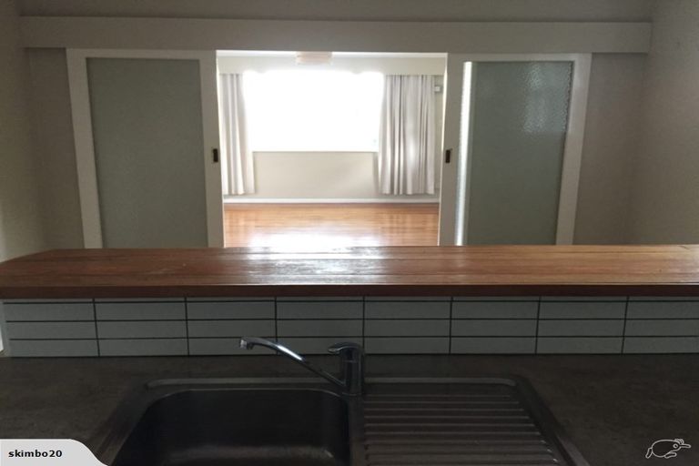 Photo of property in 33 Ahuriri Street, Strathmore Park, Wellington, 6022