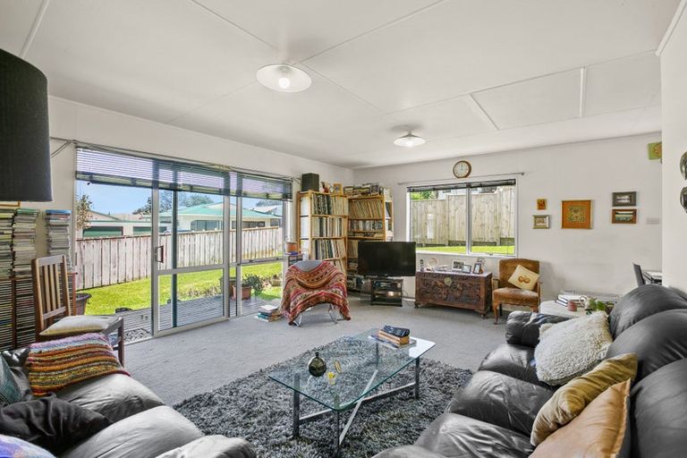 Photo of property in 7 Tahurangi Place, Spotswood, New Plymouth, 4310