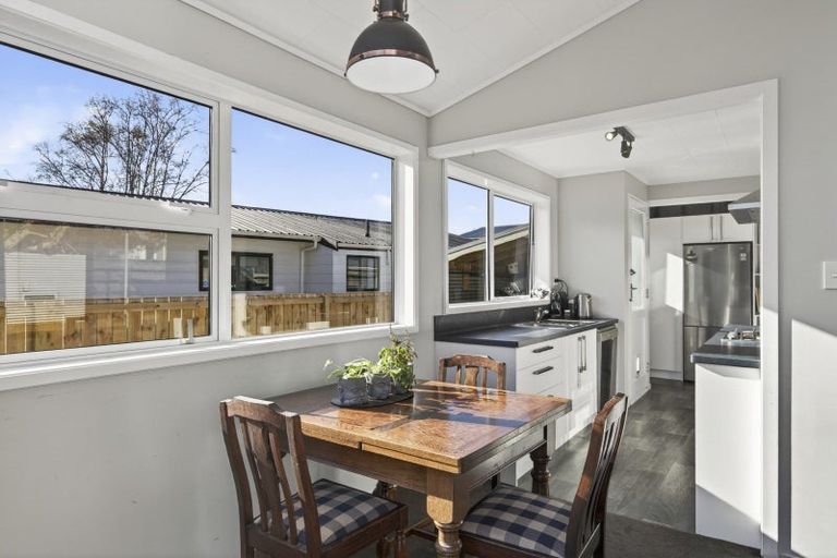 Photo of property in 5 Tainui Terrace, Inglewood, 4330