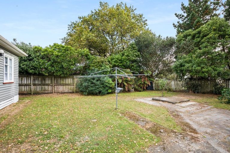 Photo of property in 32 Hyde Street, Wainuiomata, Lower Hutt, 5014