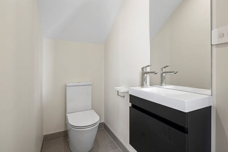 Photo of property in 6 Babos Avenue, Kumeu, 0810