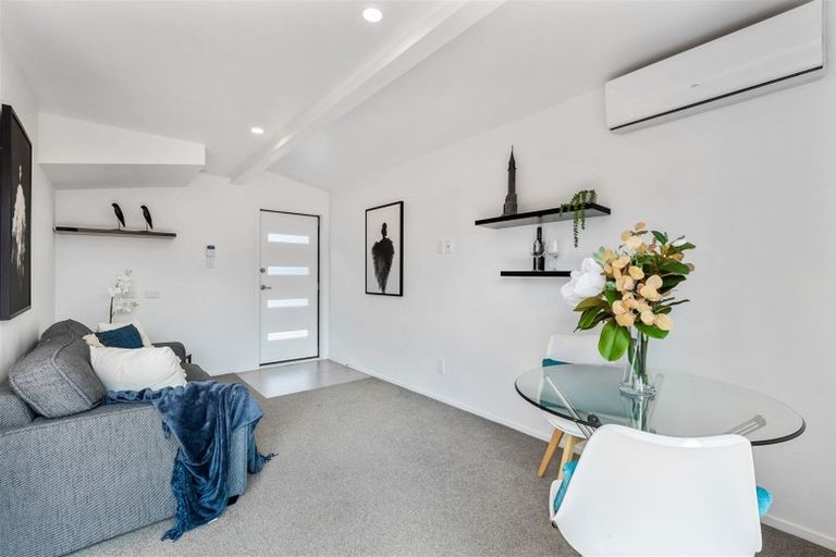 Photo of property in 49 Minaret Drive, Bucklands Beach, Auckland, 2014