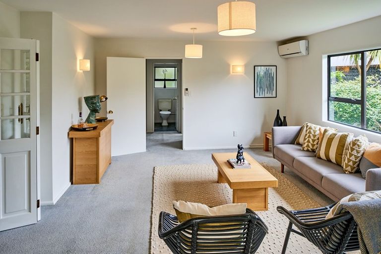Photo of property in 372 Muritai Road, Eastbourne, Lower Hutt, 5013