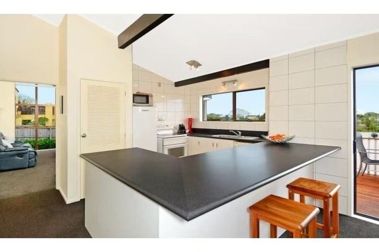Photo of property in 14 Glendhu Road, Bayview, Auckland, 0629