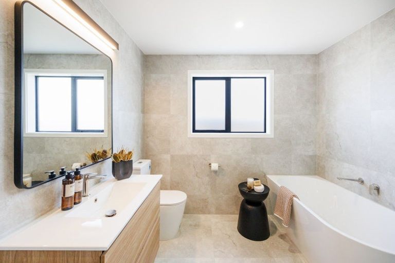 Photo of property in 68 Freedom Drive, Kelvin Grove, Palmerston North, 4414