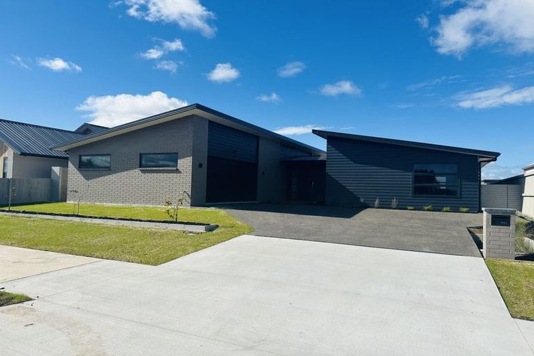 Photo of property in 38 Kourataki Road, Baverstock, Hamilton, 3200