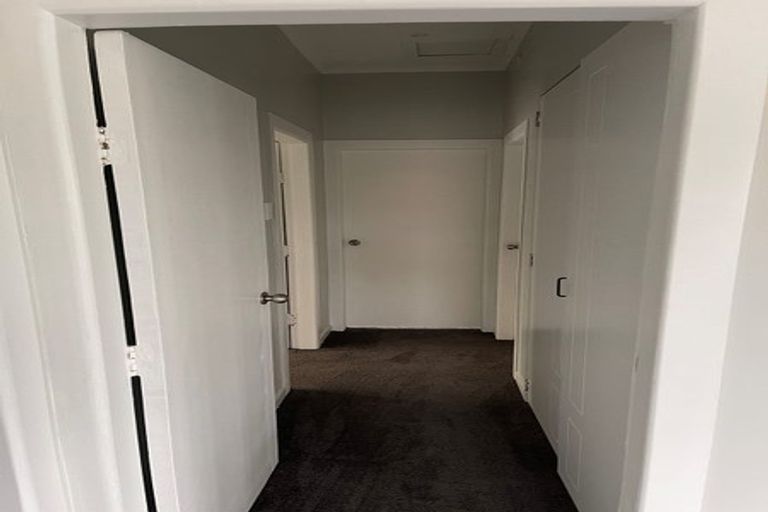 Photo of property in 2/42 Kautami Avenue, Papatoetoe, Auckland, 2025