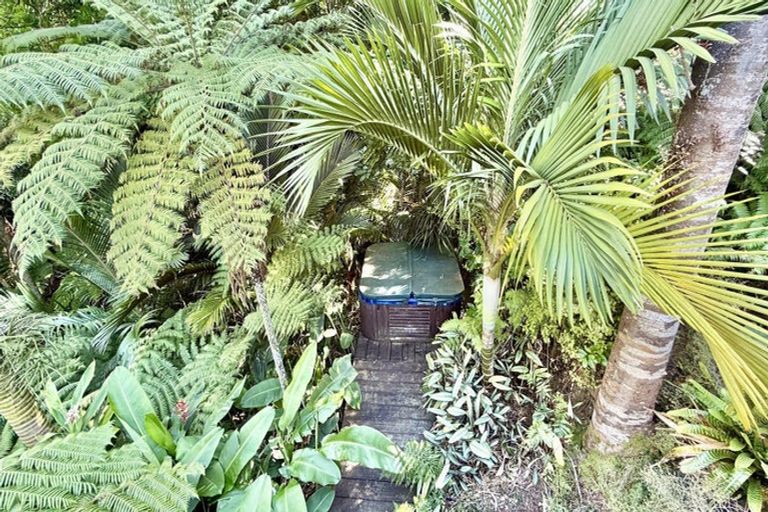 Photo of property in 107 Hadfield Street, Beach Haven, Auckland, 0626