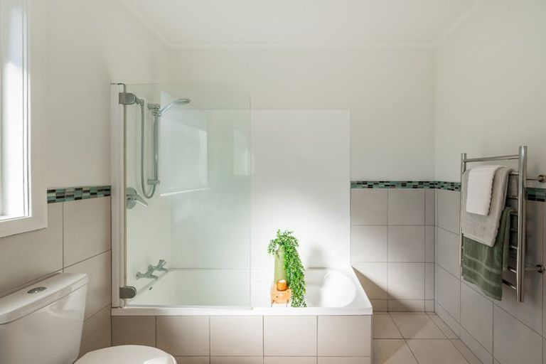 Photo of property in 55 Aorangi Road, Paraparaumu, 5032