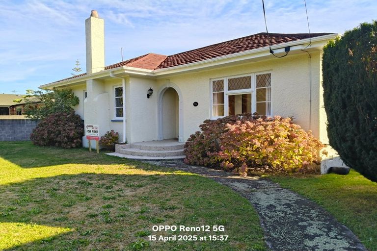 Photo of property in 32 Victoria Road, New Plymouth, 4310