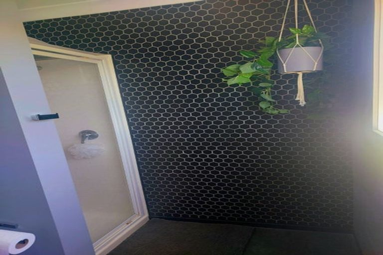 Photo of property in 14 Anaheim Place, Churton Park, Wellington, 6037