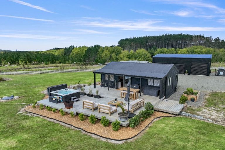 Photo of property in 23 Pine Valley Glade, Mangawhai, 0573